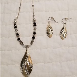 Multi colors necklace & earrings